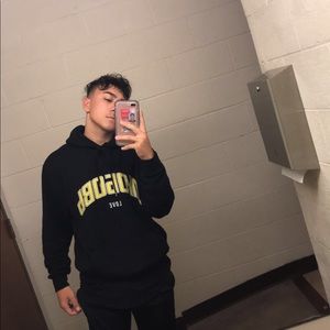 Meet your Posher, Christopher